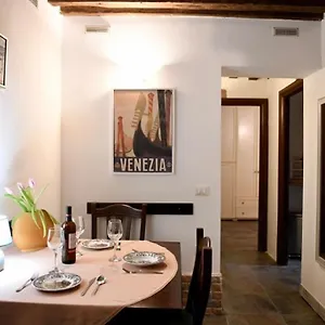 https://grace-apartment-in-venice.hotelslidodijesolo.com